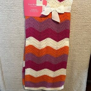 Isaac Mizrahi Oversized Crochet Throw 50 x 70 Trademark Stripe